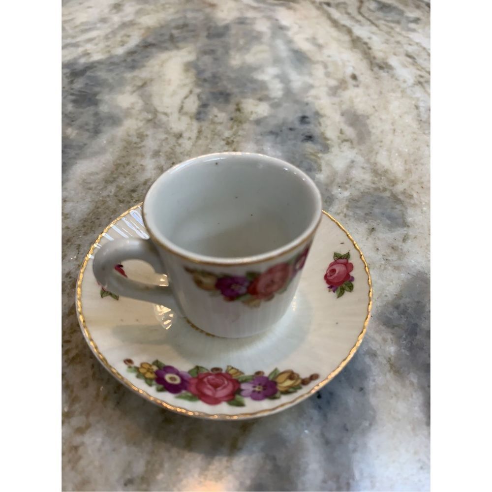 Child’s Floral Tea Cup - Picture 3 of 10